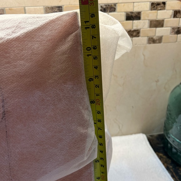 Rebecca Minkoff  MAB Saffiano leather purse. EUC - Picture 6 of 16